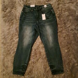 Women's Judy Blue High Waist Jeans Size 14W NWT